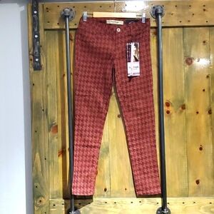 NEW  FREESTYLE REVOLUTION MAROON PRINTED PANTS SIZE 5 ROCK PUNK INDIE POP